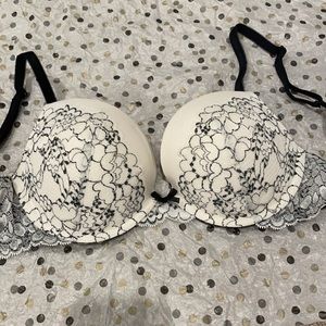 Victoria Secret NWOT Dream Angels Push-Up 34C